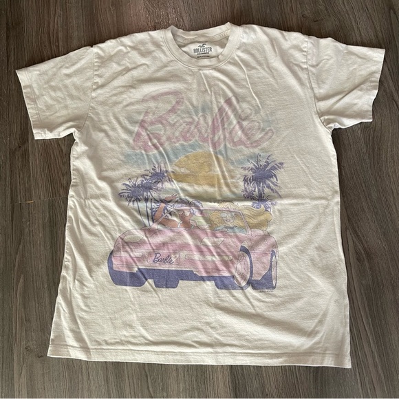 BARBIE X HOLLISTER Car Graphic Tee T-Shirt - Picture 2 of 6